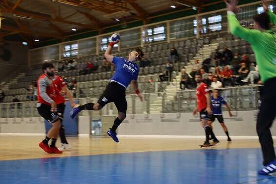 דושאן אנדרייביץ מהרצליה במפגש האחרון בין הרצליה לאשדוד // צילום: איתי אניג'ר